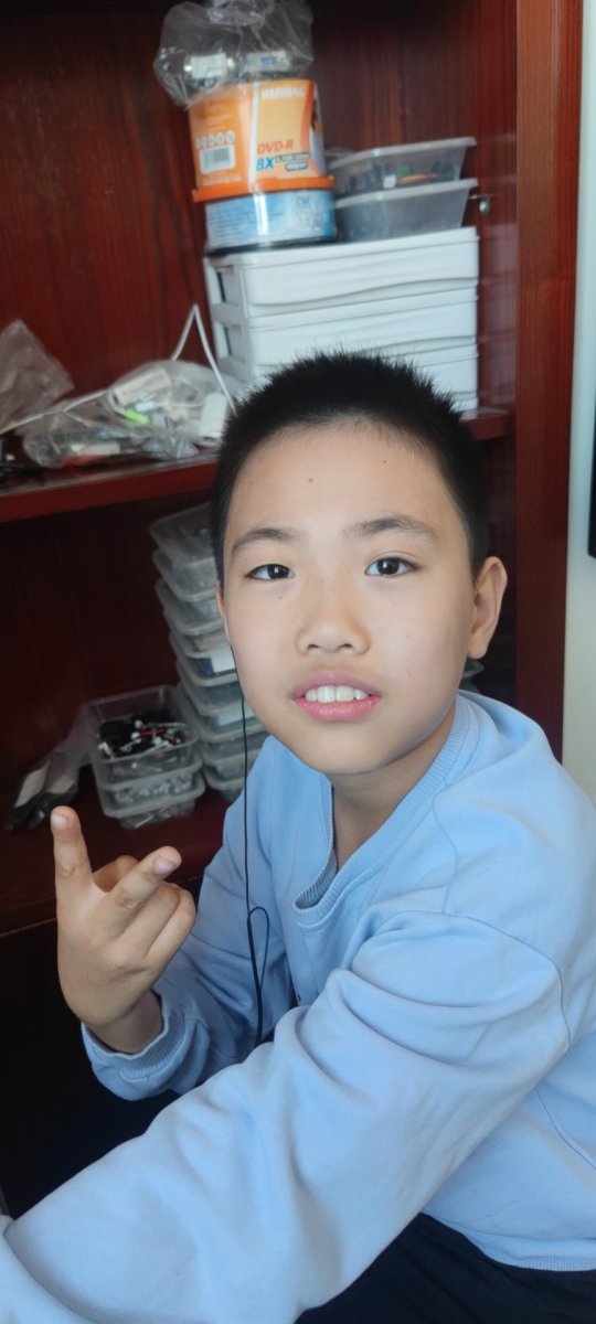 黄博远